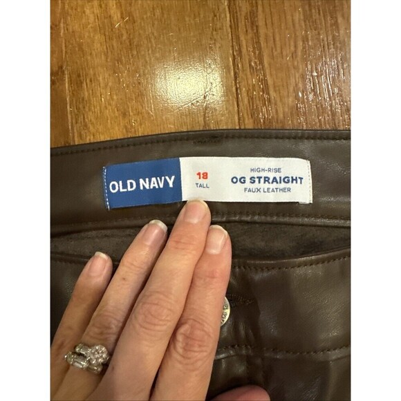 Old Navy Pants Women's 18 Tall OG Straight Brown Faux Leather High-Rise NWT - Picture 2 of 5